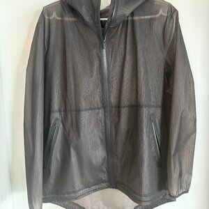 Lululemon sheer waterproof shell